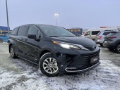 Toyota Sienna XLE Hybrid