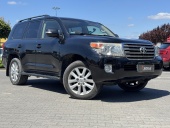 Toyota Land Cruiser J200 V8