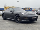 Porsche Panamera S