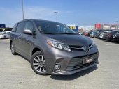 Toyota Sienna XLE AWD 4x4