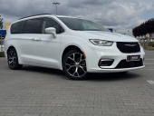 Chrysler Pacifica Touring L