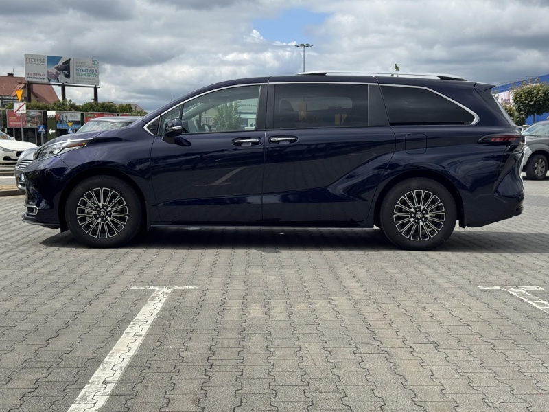 Toyota Sienna Limited AWD