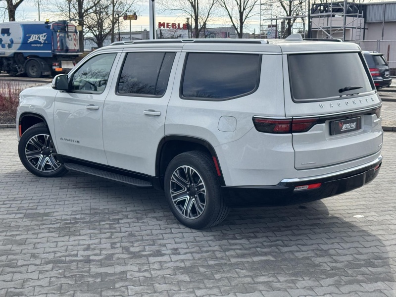 Jeep Wagoneer Series III