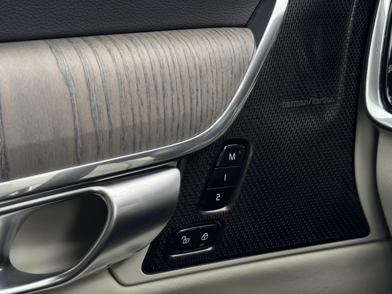 Volvo V90 Cross Country AWD