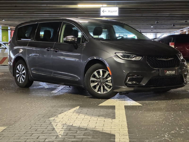 Chrysler Pacifica Limited Hybrid