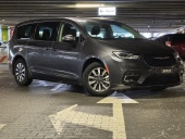 Chrysler Pacifica Limited Hybrid